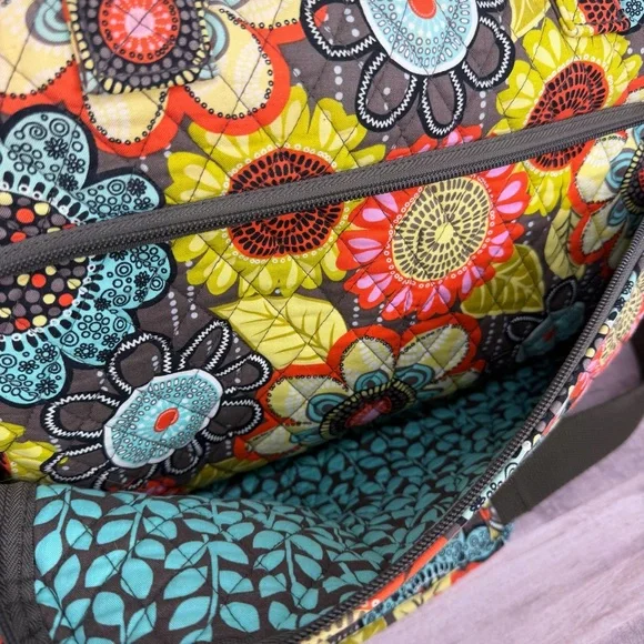 Vera Bradley Weekender Carry On Duffle Bag Flower Shower w/ Shoulder Strap - Picture 5 of 12